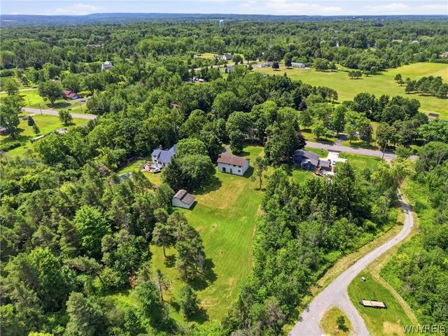 861 Bowen Road, Elma, NY 14059