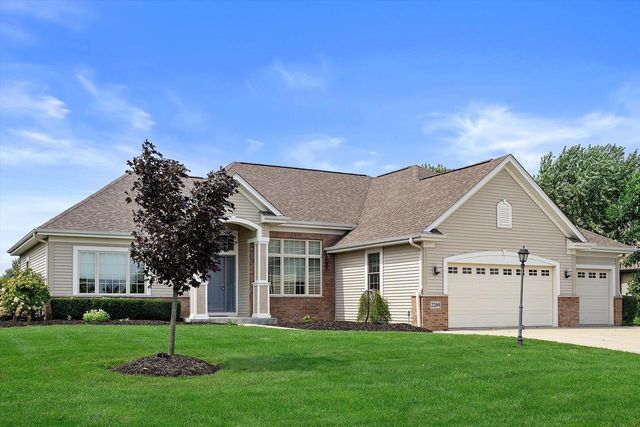 2200 Carlas WAY, Mount Pleasant, WI 53406