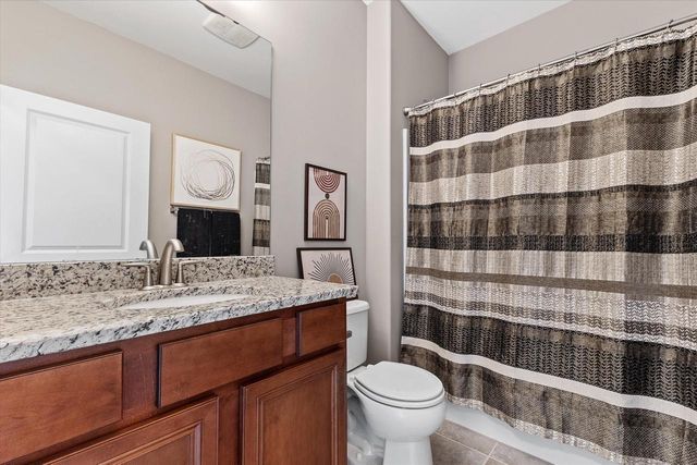 2200 Carlas WAY, Mount Pleasant, WI 53406