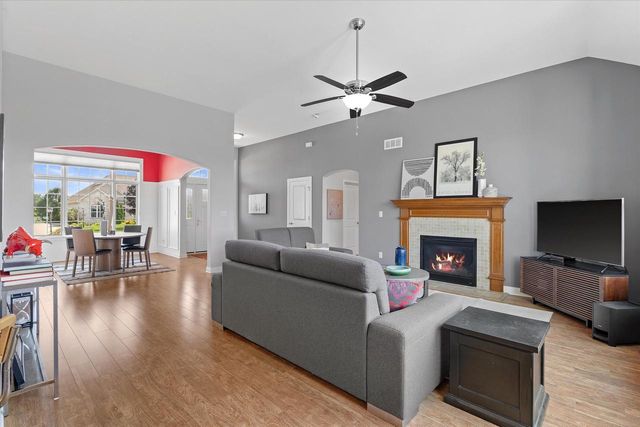 2200 Carlas WAY, Mount Pleasant, WI 53406