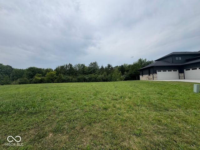 10450 Woodhall, Carmel, IN 46032