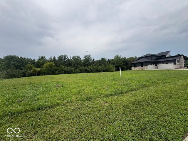 10450 Woodhall, Carmel, IN 46032