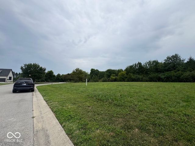 10450 Woodhall, Carmel, IN 46032