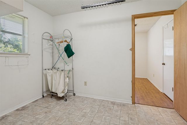 1121 Billie Ruth Lane, Hurst, TX 76053