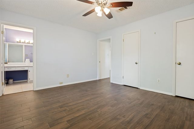 1121 Billie Ruth Lane, Hurst, TX 76053