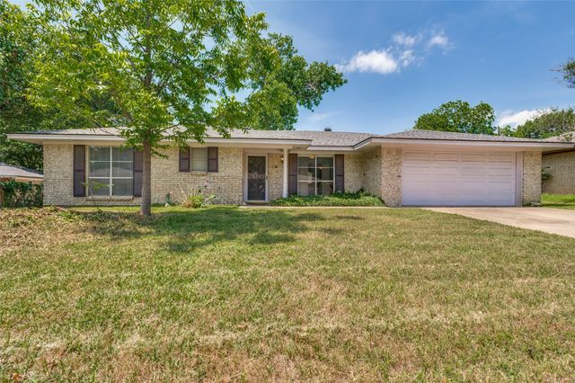 1121 Billie Ruth Lane, Hurst, TX 76053