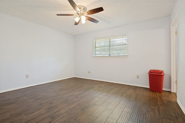 1121 Billie Ruth Lane, Hurst, TX 76053