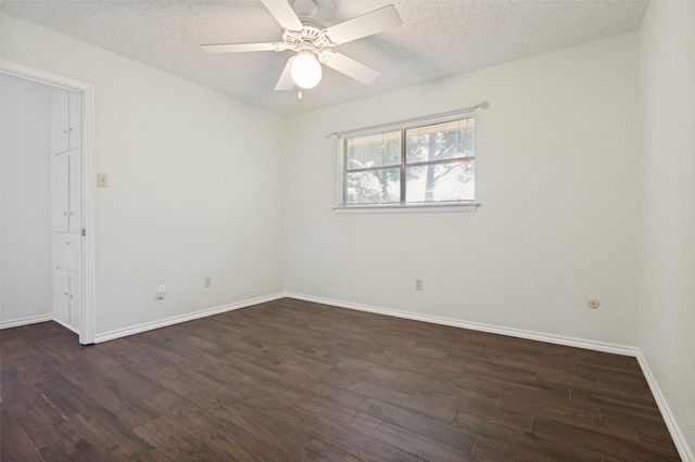 1121 Billie Ruth Lane, Hurst, TX 76053