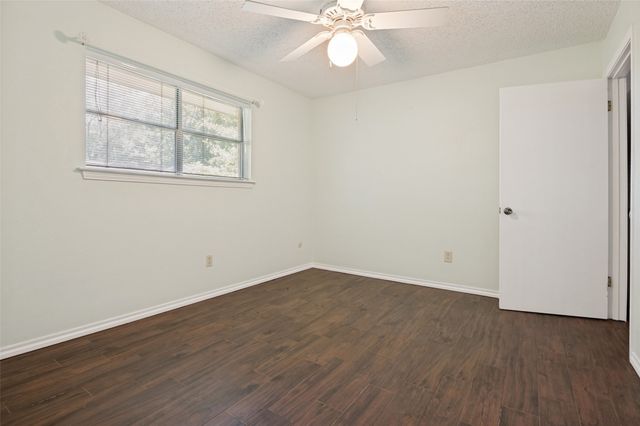 1121 Billie Ruth Lane, Hurst, TX 76053