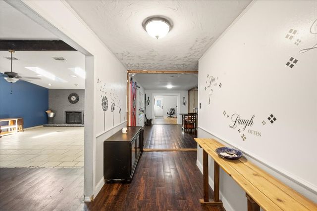 119 Wildwood Court, Mansfield, TX 76063