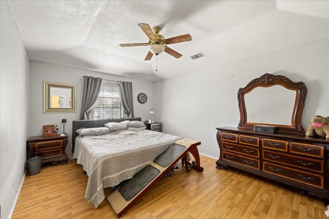 119 Wildwood Court, Mansfield, TX 76063