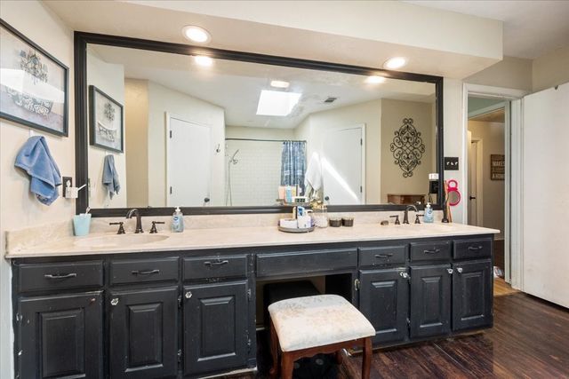 119 Wildwood Court, Mansfield, TX 76063