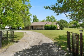 119 Wildwood Court, Mansfield, TX 76063