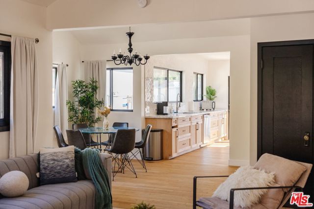 2062 High Tower Drive, Los Angeles, CA 90068