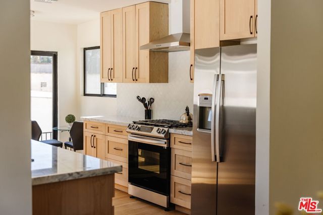 2062 High Tower Drive, Los Angeles, CA 90068