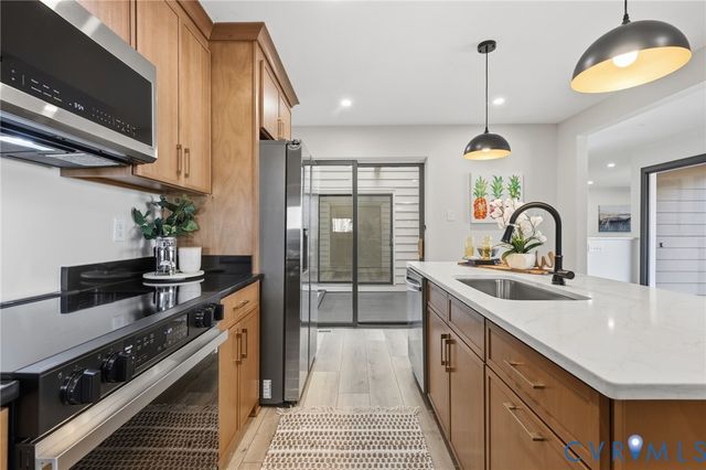 4714 Five Springs Ct, Midlothian, VA 23112