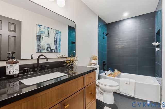 4714 Five Springs Ct, Midlothian, VA 23112