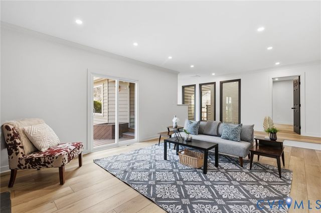 4714 Five Springs Ct, Midlothian, VA 23112