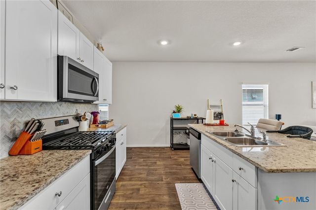 2842 Brogan Creek, New Braunfels, TX 78130