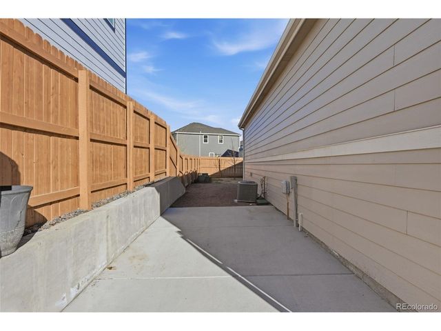 6063 Yamhill Dr, Colorado Springs, CO 80925