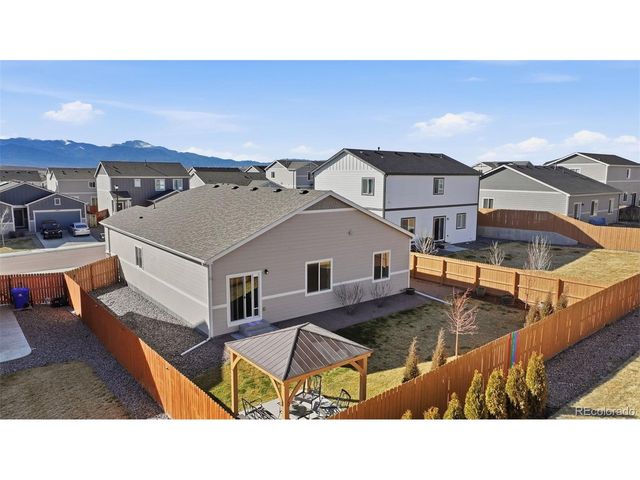 6063 Yamhill Dr, Colorado Springs, CO 80925