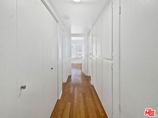 14950 Victory Boulevard 104, Van Nuys (los Angeles), CA 91411