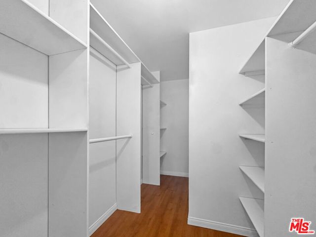 14950 Victory Boulevard 104, Van Nuys (los Angeles), CA 91411