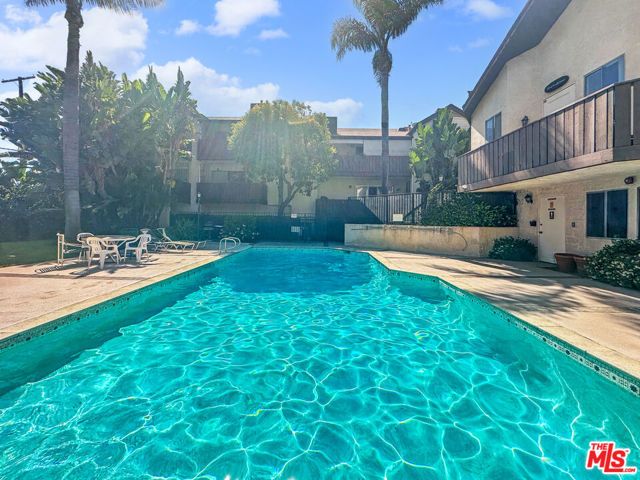 14950 Victory Boulevard 104, Van Nuys (los Angeles), CA 91411