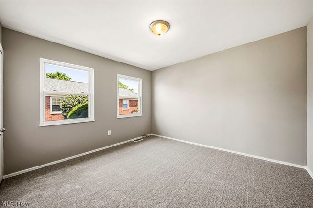 245 E 235th Street 131, Euclid, OH 44123
