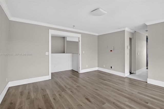 10755 SW 17th Pl, Davie, FL 33324