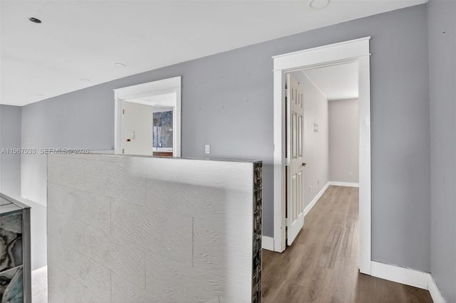 10755 SW 17th Pl, Davie, FL 33324