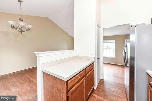 10135 FOREST HILL CIR, Manassas, VA 20110