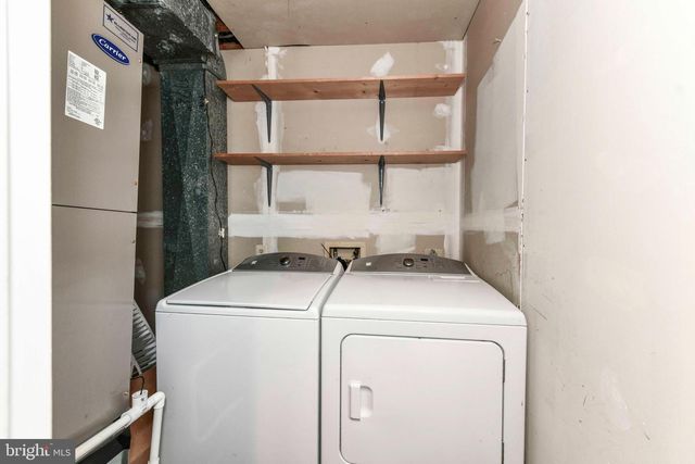 10135 FOREST HILL CIR, Manassas, VA 20110