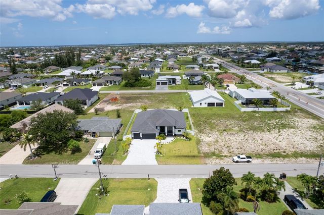 10 SW 33RD AVENUE, Cape Coral, FL 33991