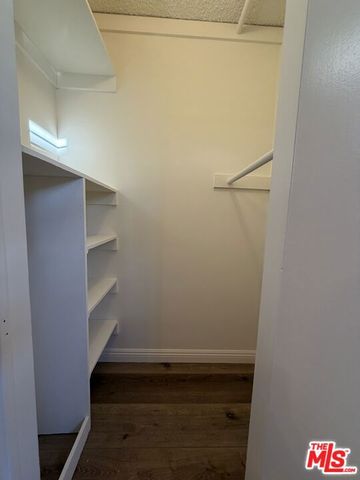 7656 Capistrano Avenue, West Hills, CA 91304