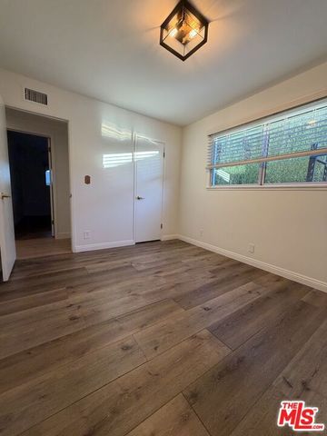 7656 Capistrano Avenue, West Hills, CA 91304