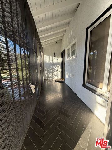 7656 Capistrano Avenue, West Hills, CA 91304