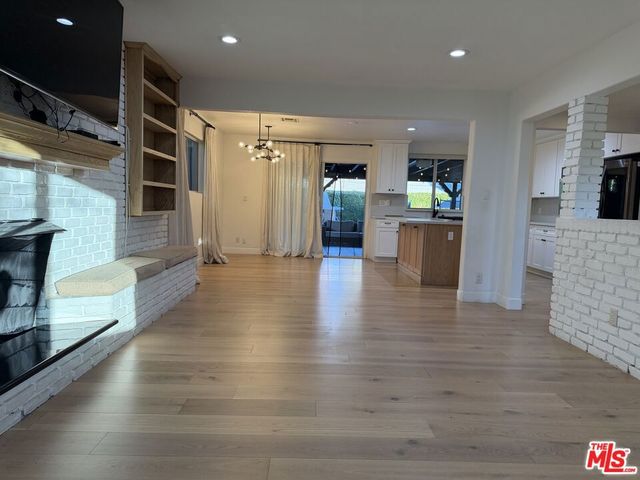 7656 Capistrano Avenue, West Hills, CA 91304