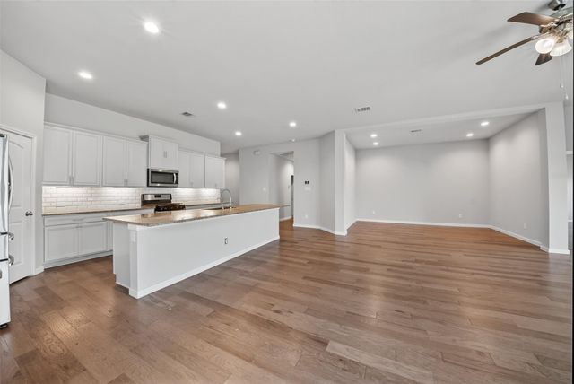 18102 Humber River Lane, Houston, TX 77044