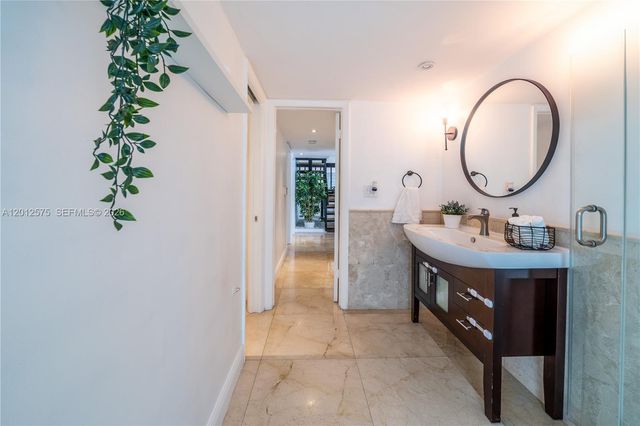 330 SW 133rd Pl 330, Miami, FL 33184
