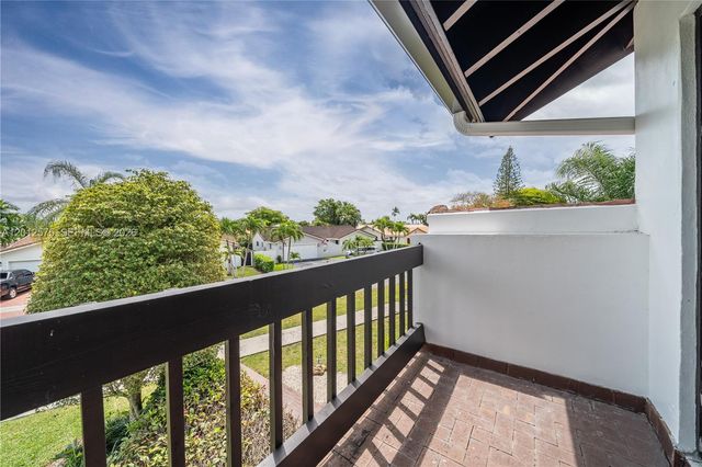 330 SW 133rd Pl 330, Miami, FL 33184