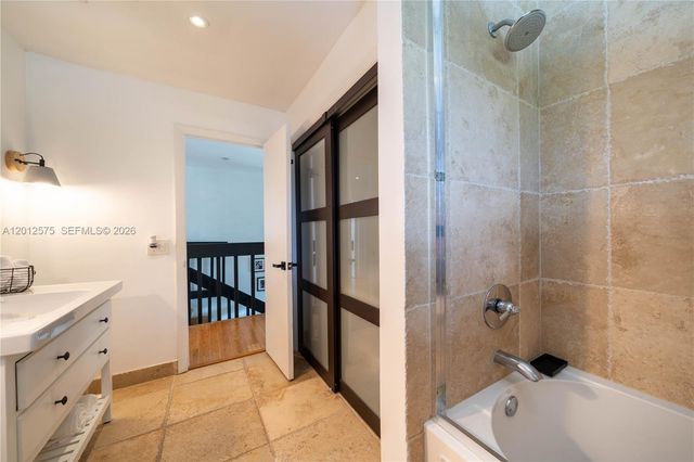 330 SW 133rd Pl 330, Miami, FL 33184
