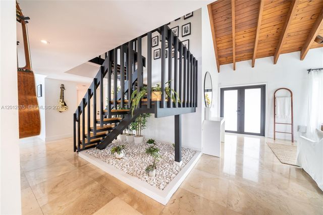 330 SW 133rd Pl 330, Miami, FL 33184