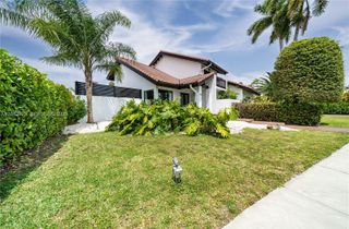 330 SW 133rd Pl 330, Miami, FL 33184