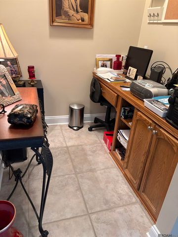 15412 Streamwood Ct, Baton Rouge, LA 70816