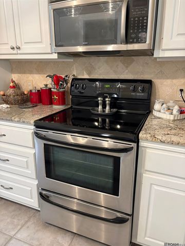 15412 Streamwood Ct, Baton Rouge, LA 70816