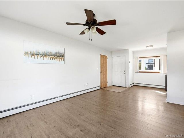 11 Hoover Lane, Bethpage, NY 11714