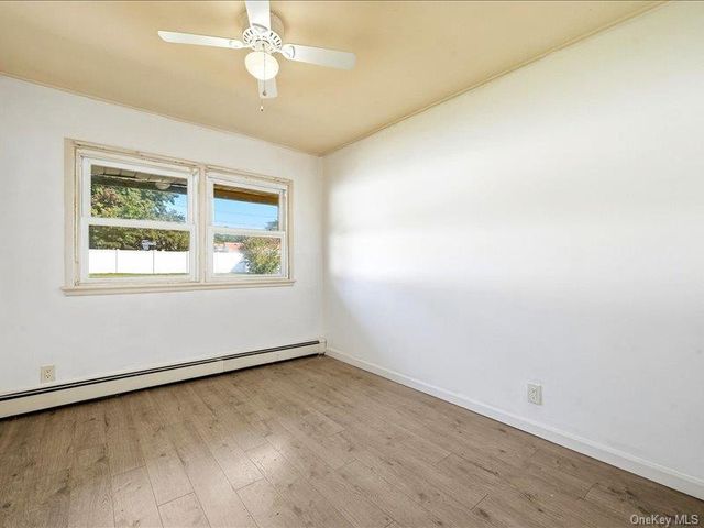 11 Hoover Lane, Bethpage, NY 11714