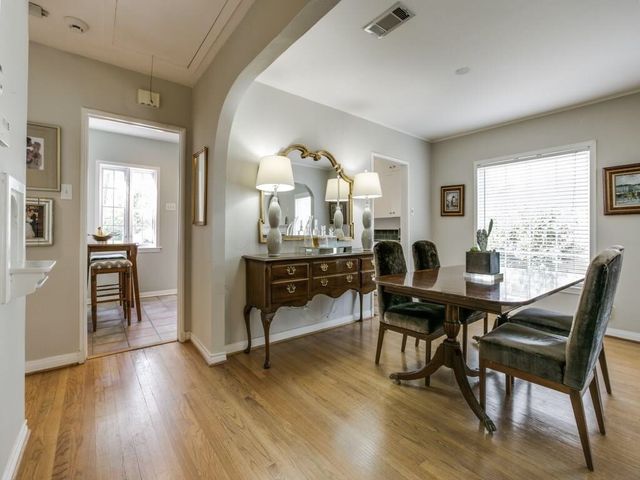 1523 Oak Knoll Street, Dallas, TX 75208