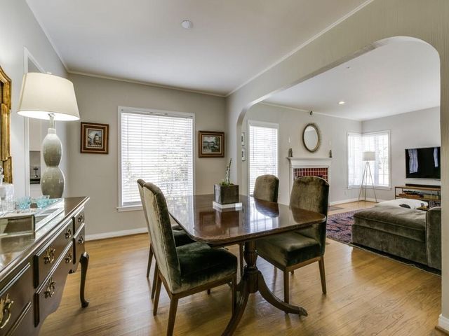 1523 Oak Knoll Street, Dallas, TX 75208
